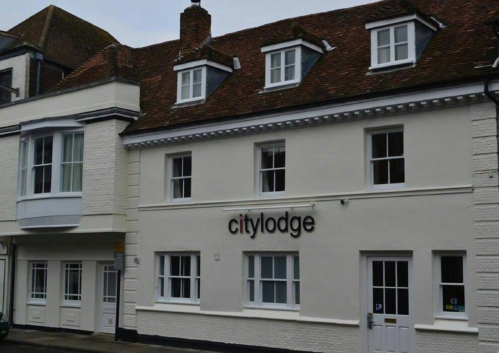 City Lodge Salisbury Bagian luar foto